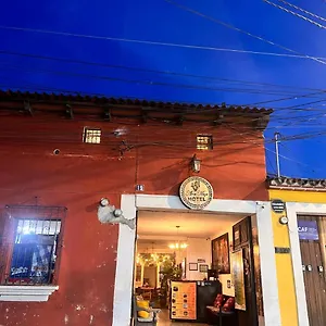  Hotel Alma Maya